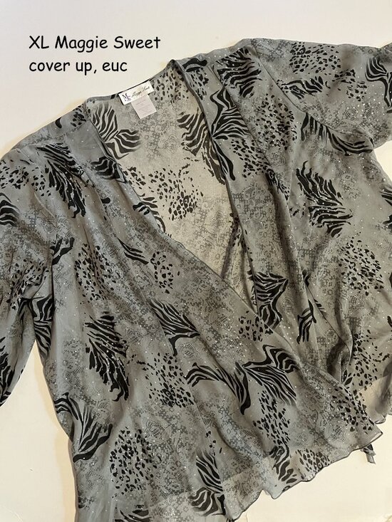 Maggie Sweet Sweaters - XL Maggie Sweet kimono cover-up, grey with black tiger stripes, sparkly
